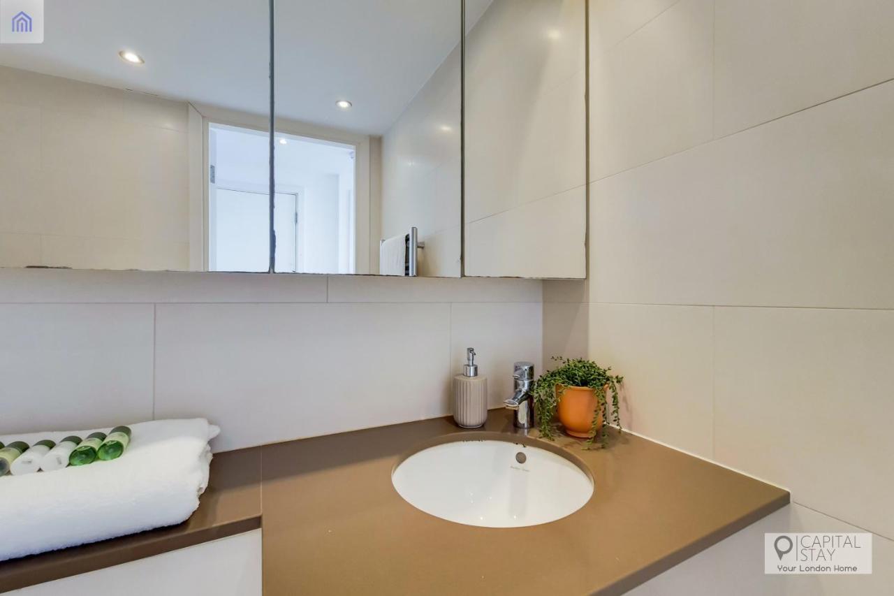 Two Bedroom Apartment - London Excel Stays Bagian luar foto