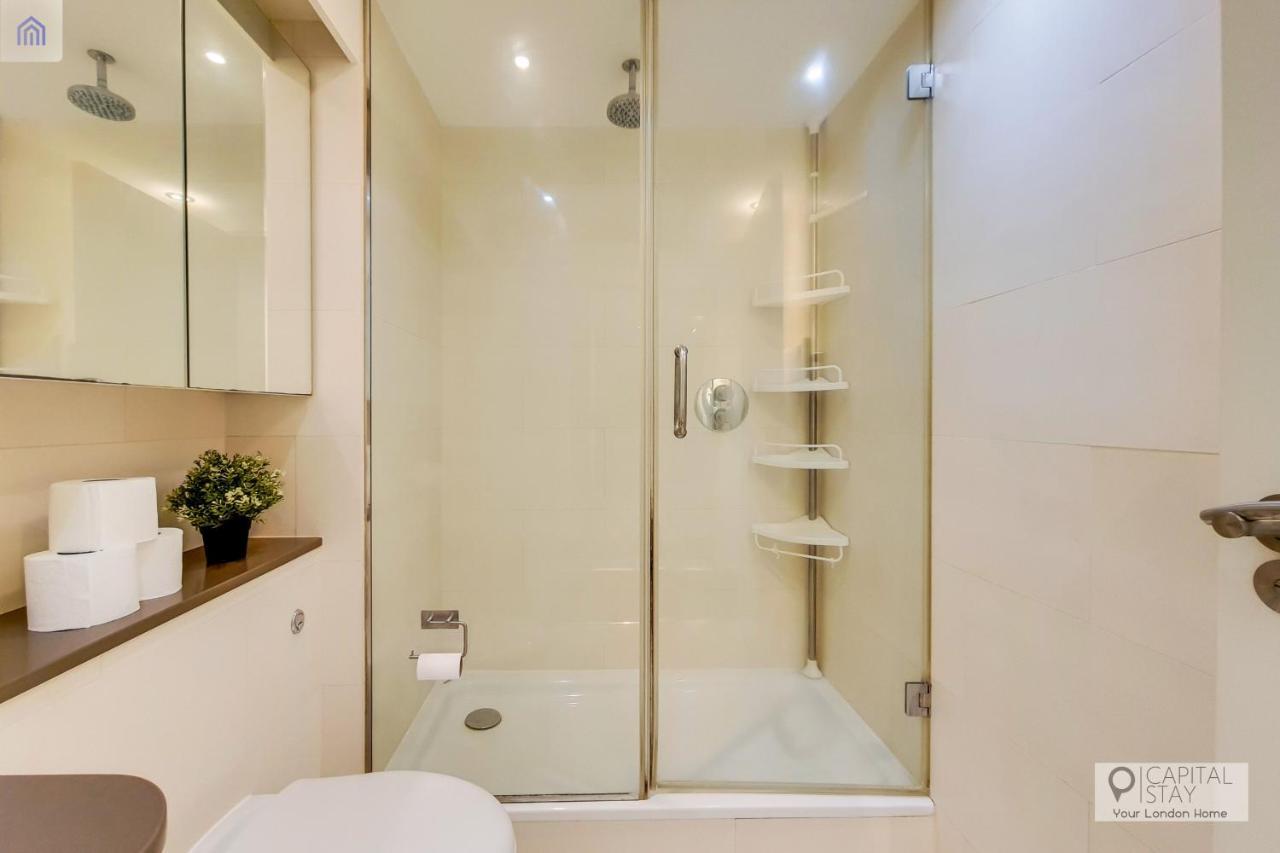 Two Bedroom Apartment - London Excel Stays Bagian luar foto