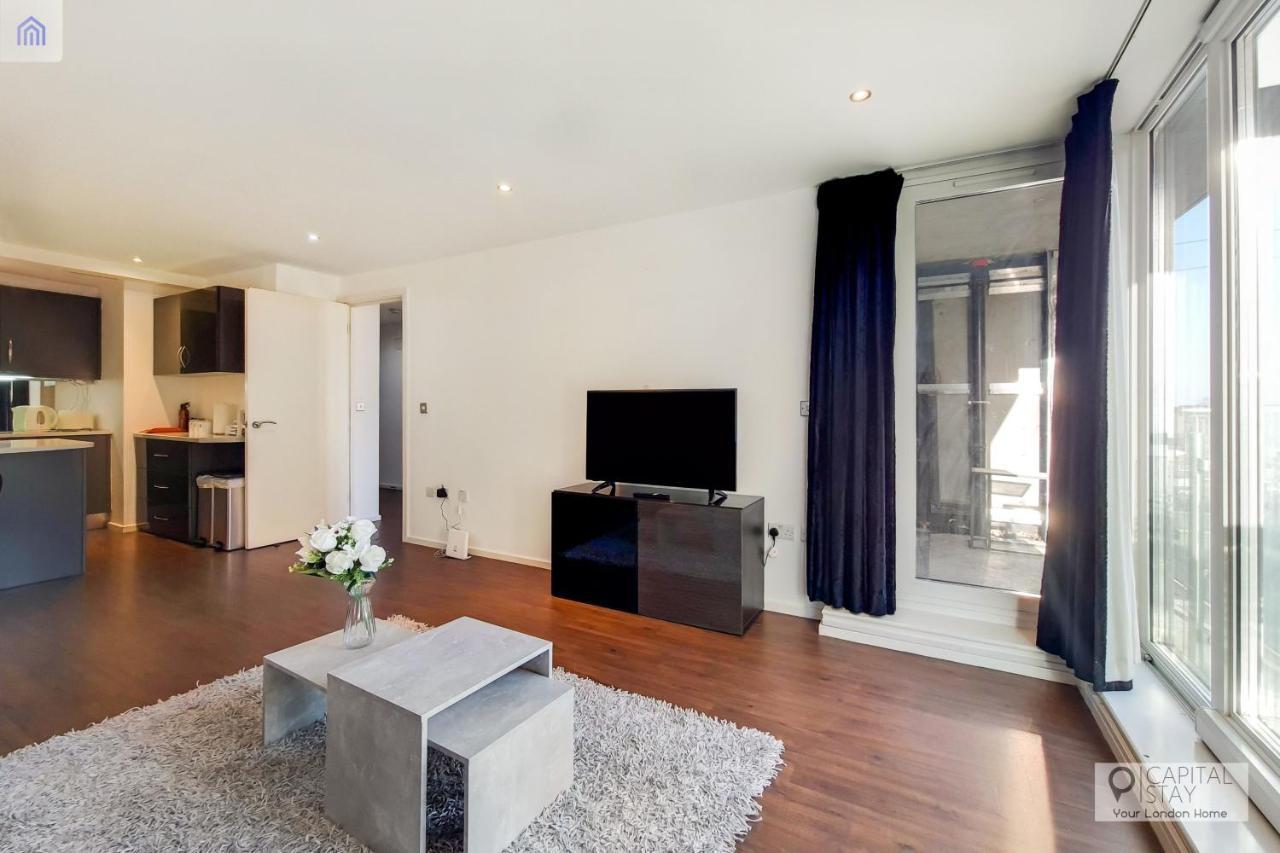 Two Bedroom Apartment - London Excel Stays Bagian luar foto